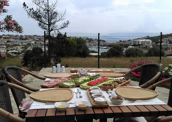 Alojamento de Acomodação e Pequeno-almoço Dalyan Kucuk Ev Butik Çeşme